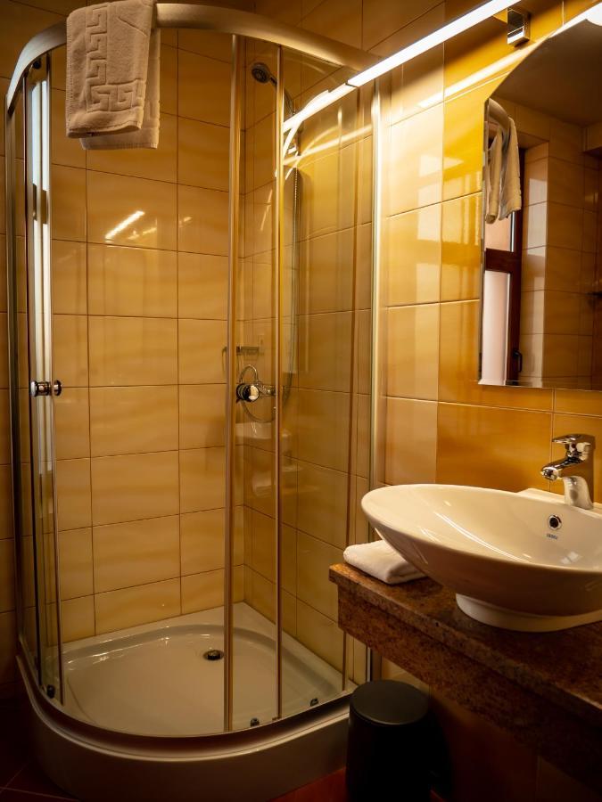 The Nest Boutique Aparthotel Baia Mare Exterior foto