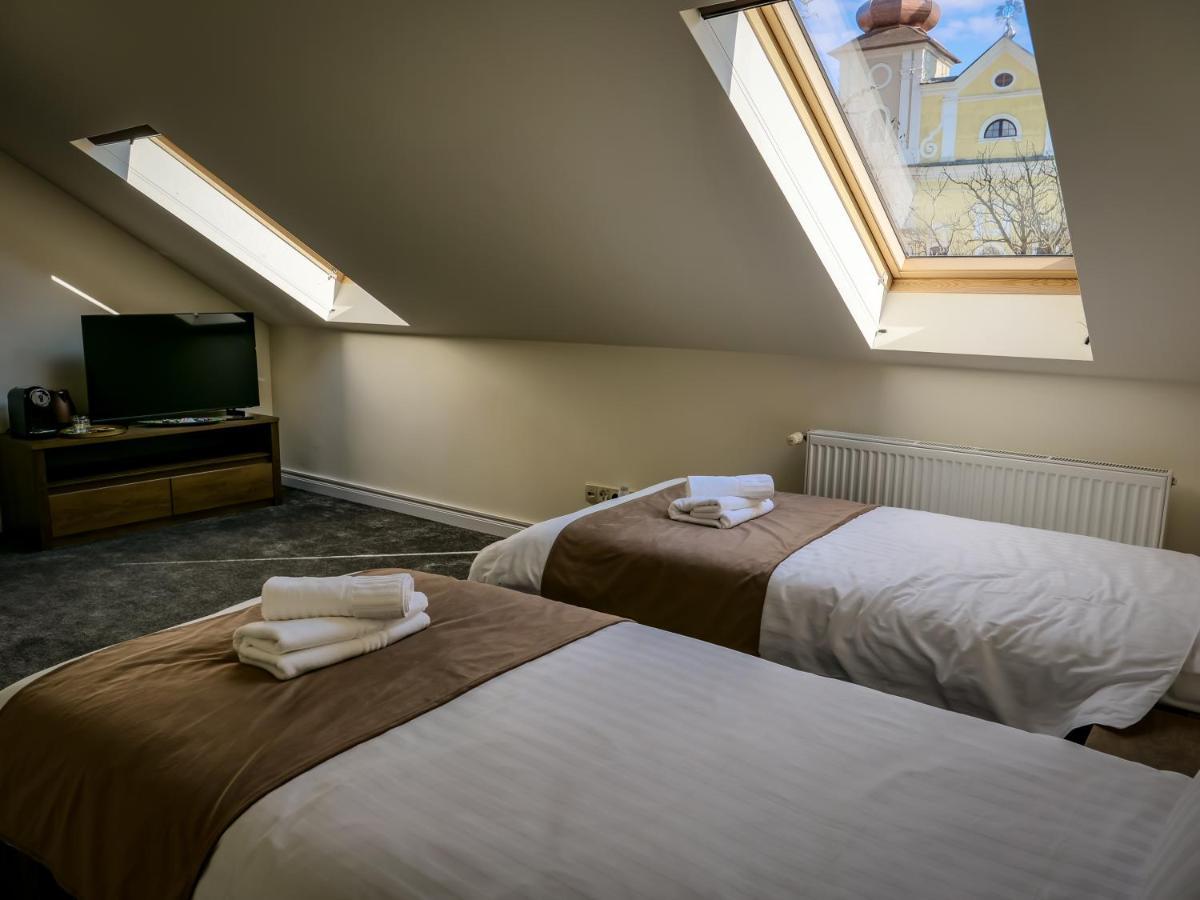The Nest Boutique Aparthotel Baia Mare Exterior foto